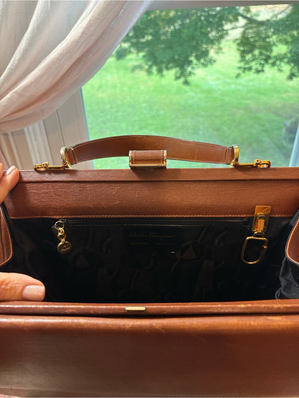 Vintage Salvatore Ferragamo Brown Leather Structured Top-Handle Satchel - Picture 9 of 16